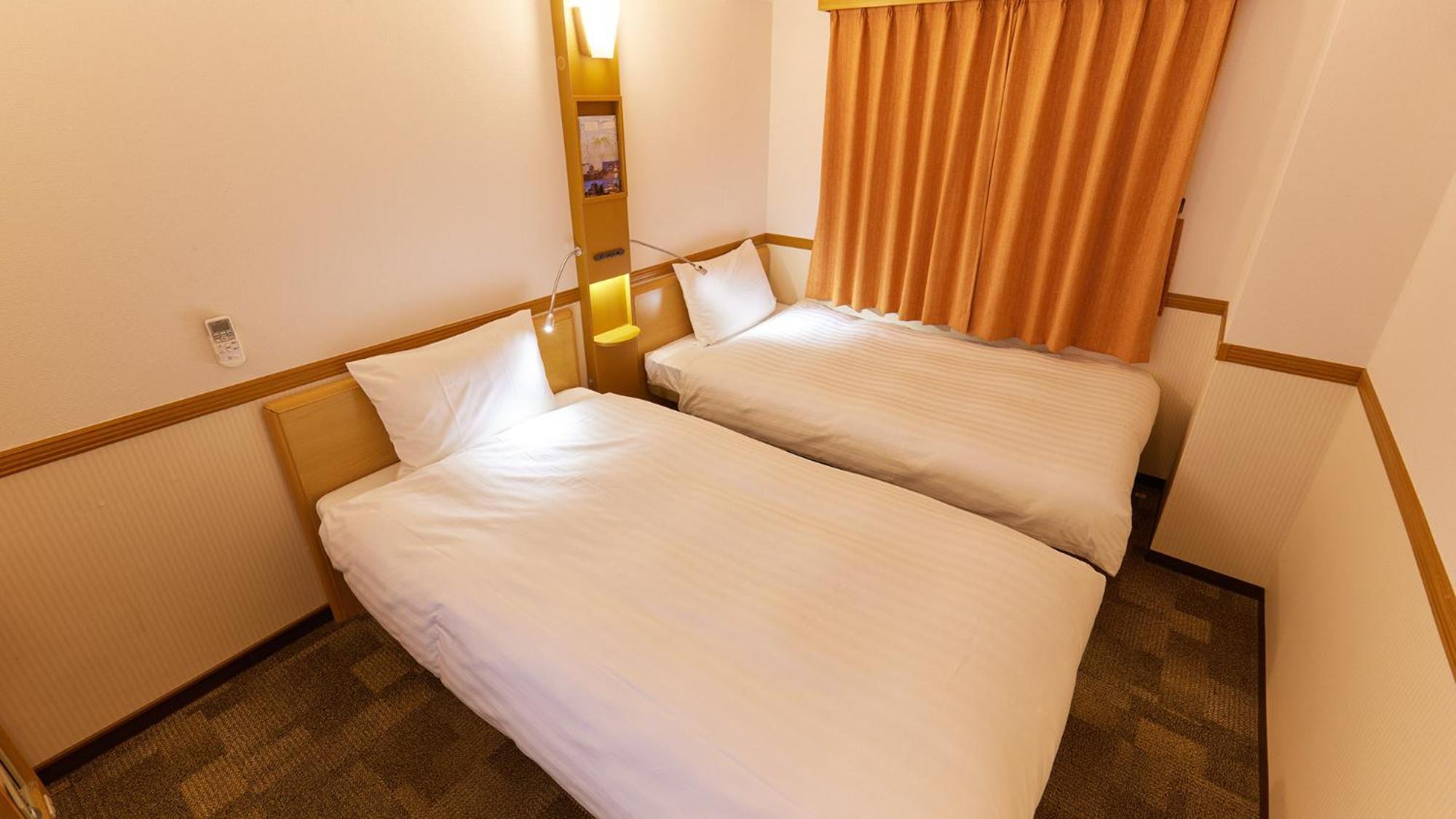 Toyoko Inn Wako-Shi Ekimae Номер фото